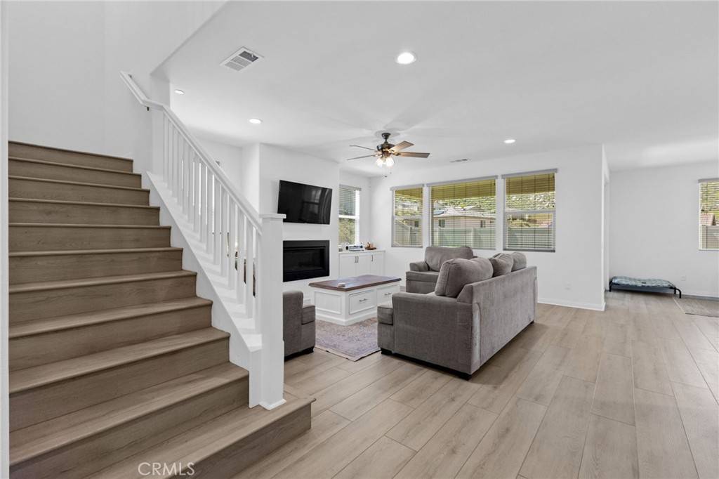 Hemet, CA 92545,1087 Crownstone LN