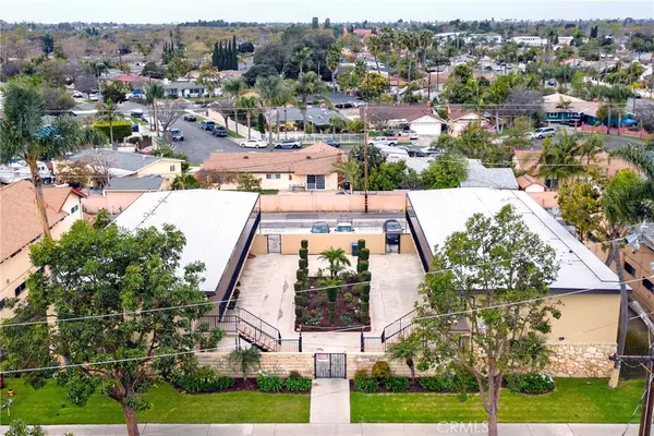 Santa Ana, CA 92704,1110 1114 S Pacific AVE