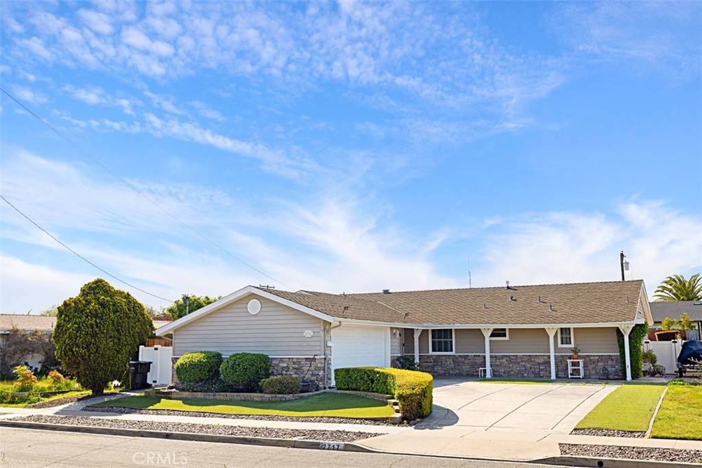 2717 Gobat AVE, San Diego, CA 92122