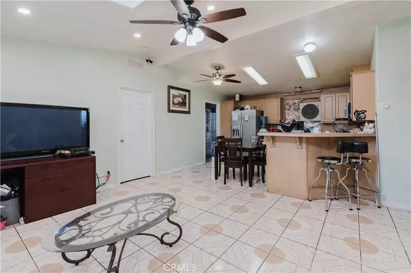 Rialto, CA 92376,250 N Linden AVE #57