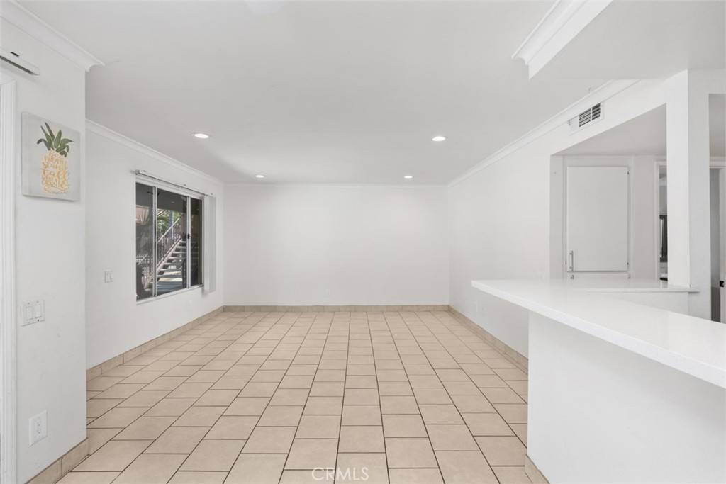 Corona, CA 92879,778 La Tierra ST #H102