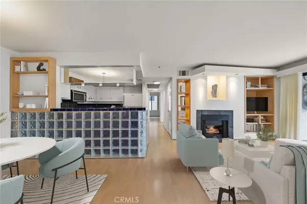 Long Beach, CA 90802,35 Linden #302