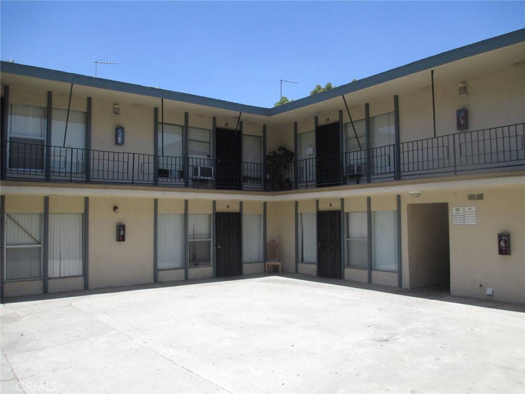 Long Beach, CA 90805,541 E 64th ST