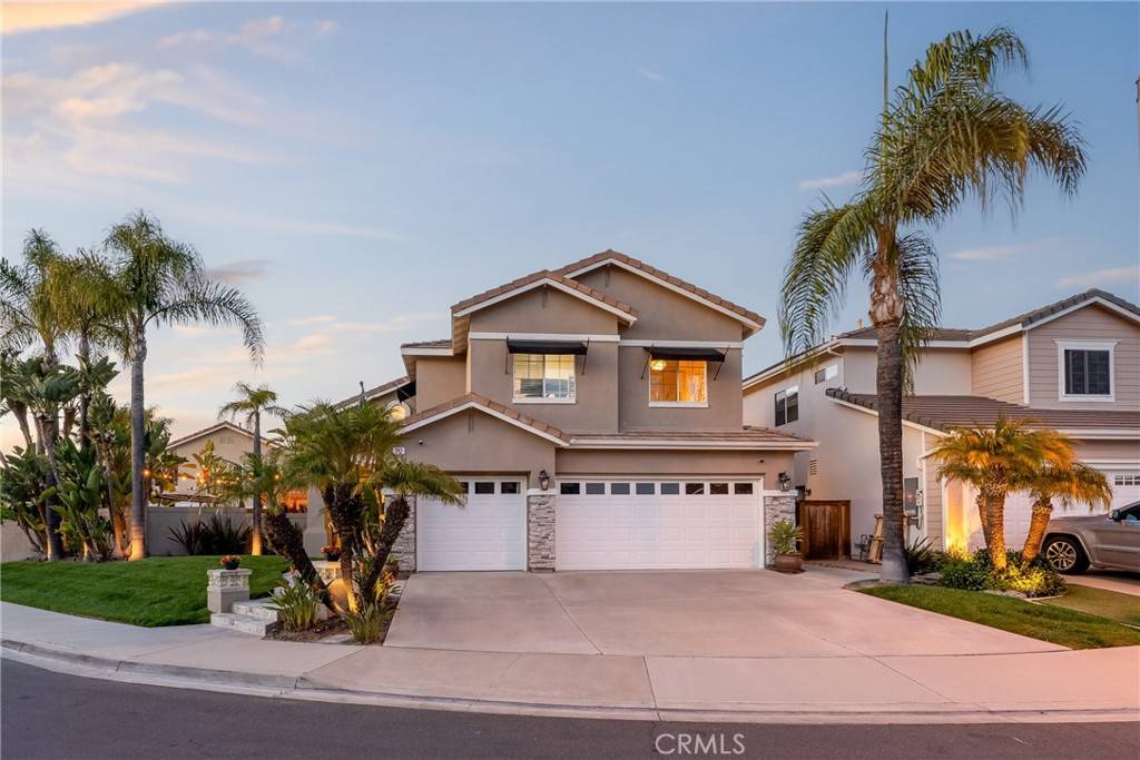 20 Beaulieu LN, Lake Forest, CA 92610