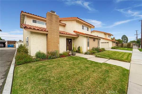 Brea, CA 92821,213 E Acacia ST