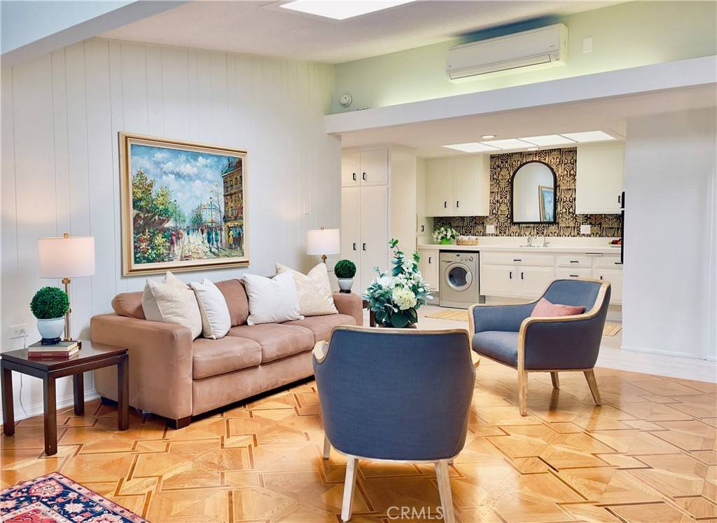 Seal Beach, CA 90740,1710 Interlachen RD #40G