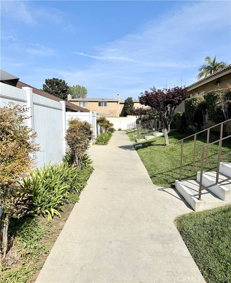 La Habra, CA 90631,732 West Lambert Road #30