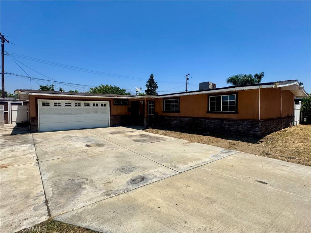 1113 Brewster DR, Pomona, CA 91767