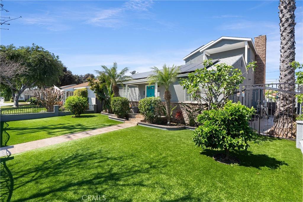 Lakewood, CA 90712,5415 Clark AVE