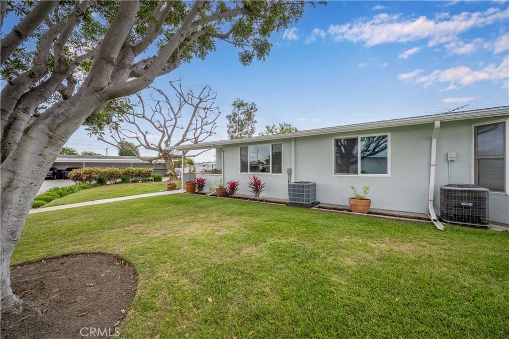 Seal Beach, CA 90740,1301 Skokie RD #27L