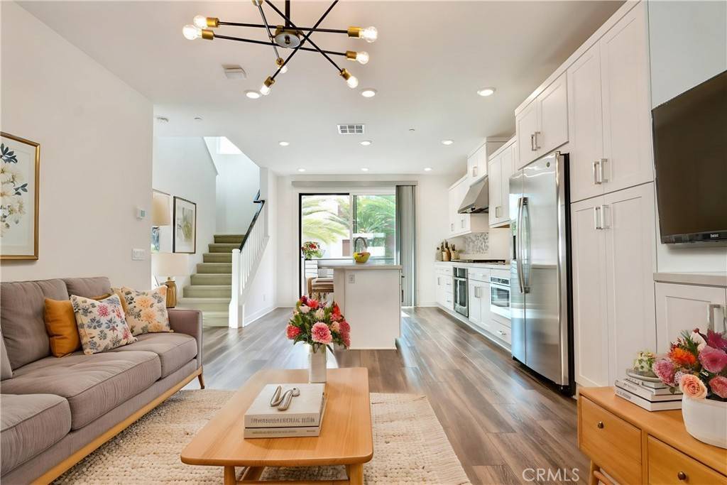 Tustin, CA 92782,159 Waypoint