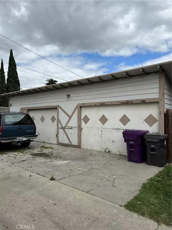 Long Beach, CA 90806,2219 Chestnut AVE