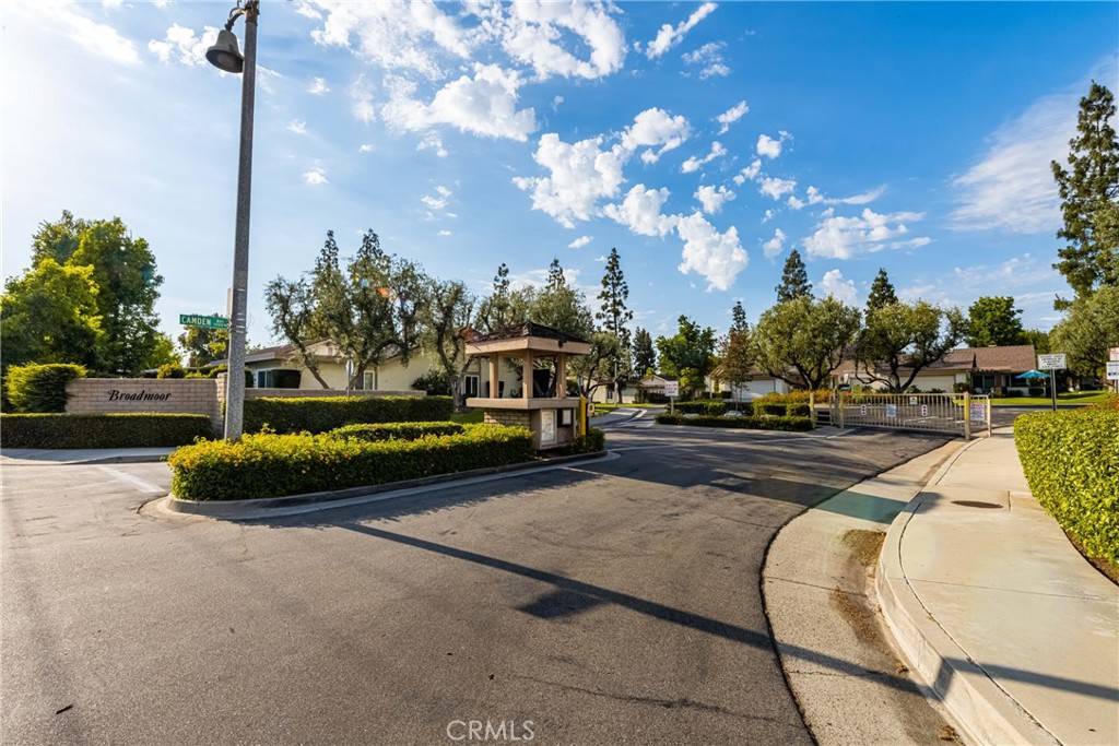 Placentia, CA 92870,1072 Camden DR