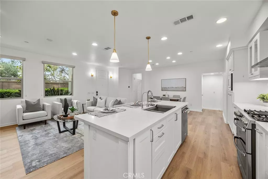 Irvine, CA 92618,130 Borrego