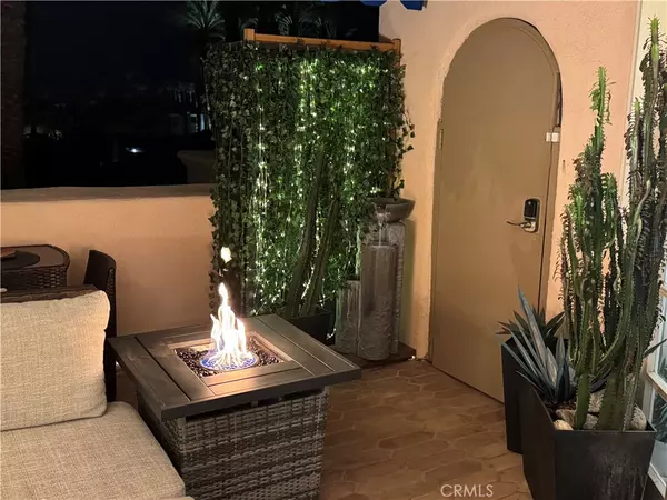 Palm Springs, CA 92262,500 E Amado RD #420