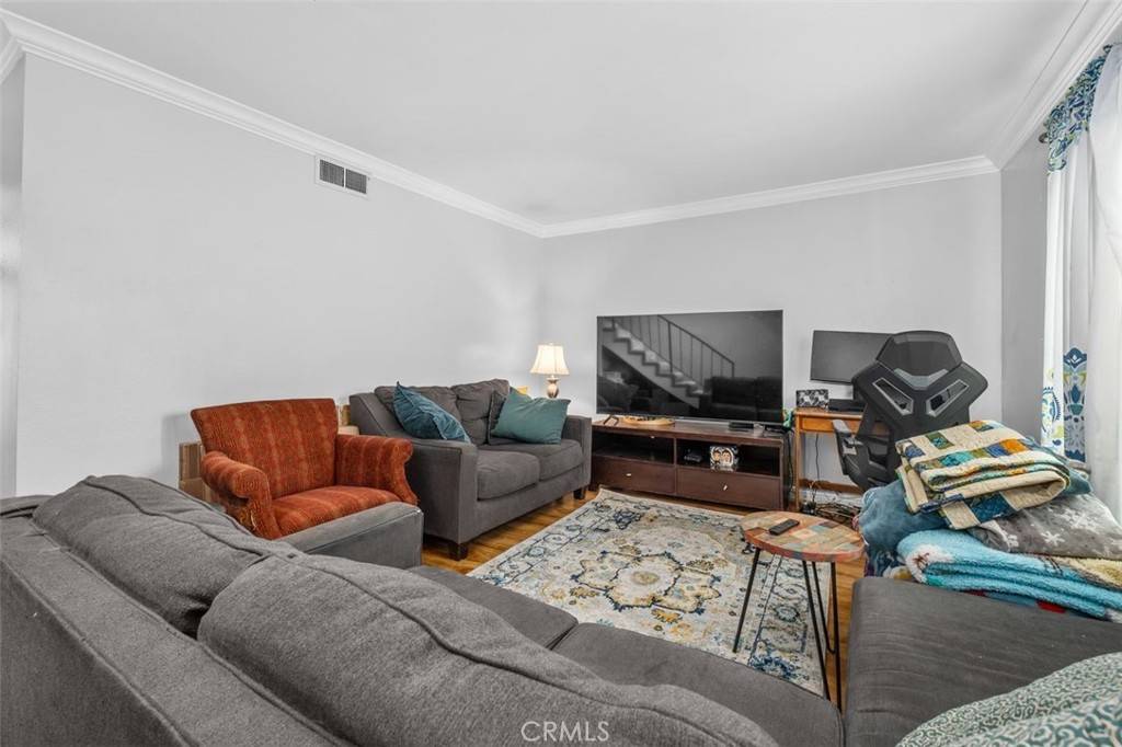 Anaheim, CA 92807,1718 N Oak Knoll DR #D