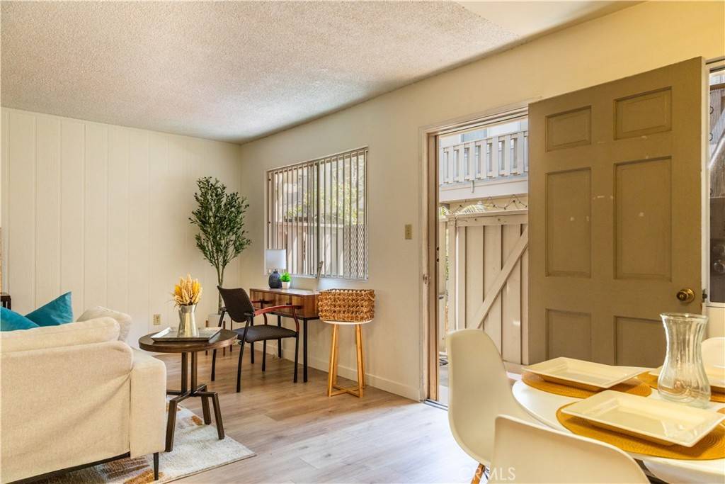 Long Beach, CA 90810,3245 Santa Fe AVE #62