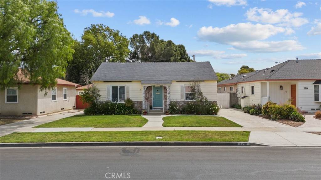 Long Beach, CA 90815,2218 Ximeno Avenue
