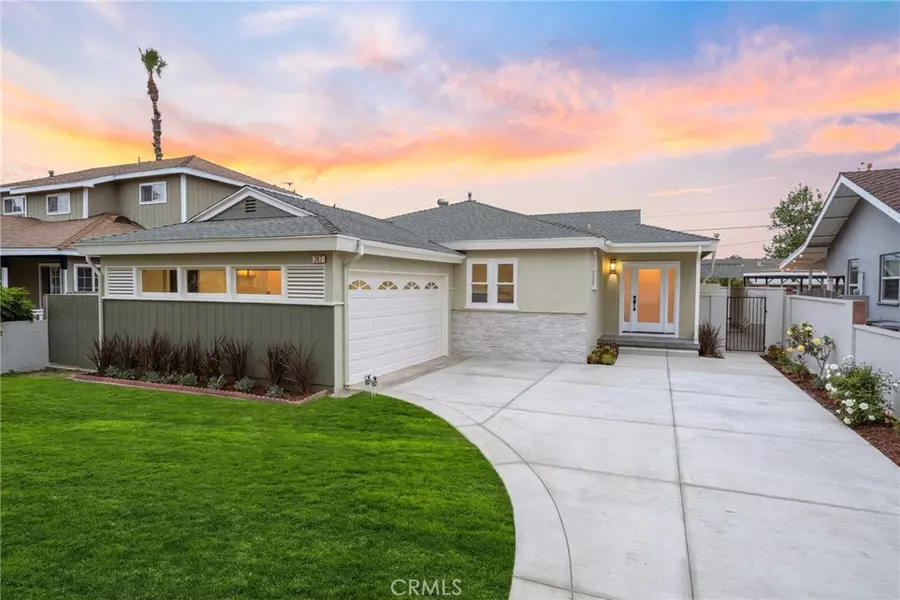 347 E Barkley AVE, Orange, CA 92867