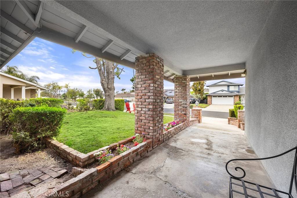 Fullerton, CA 92832,308 W Glenwood AVE