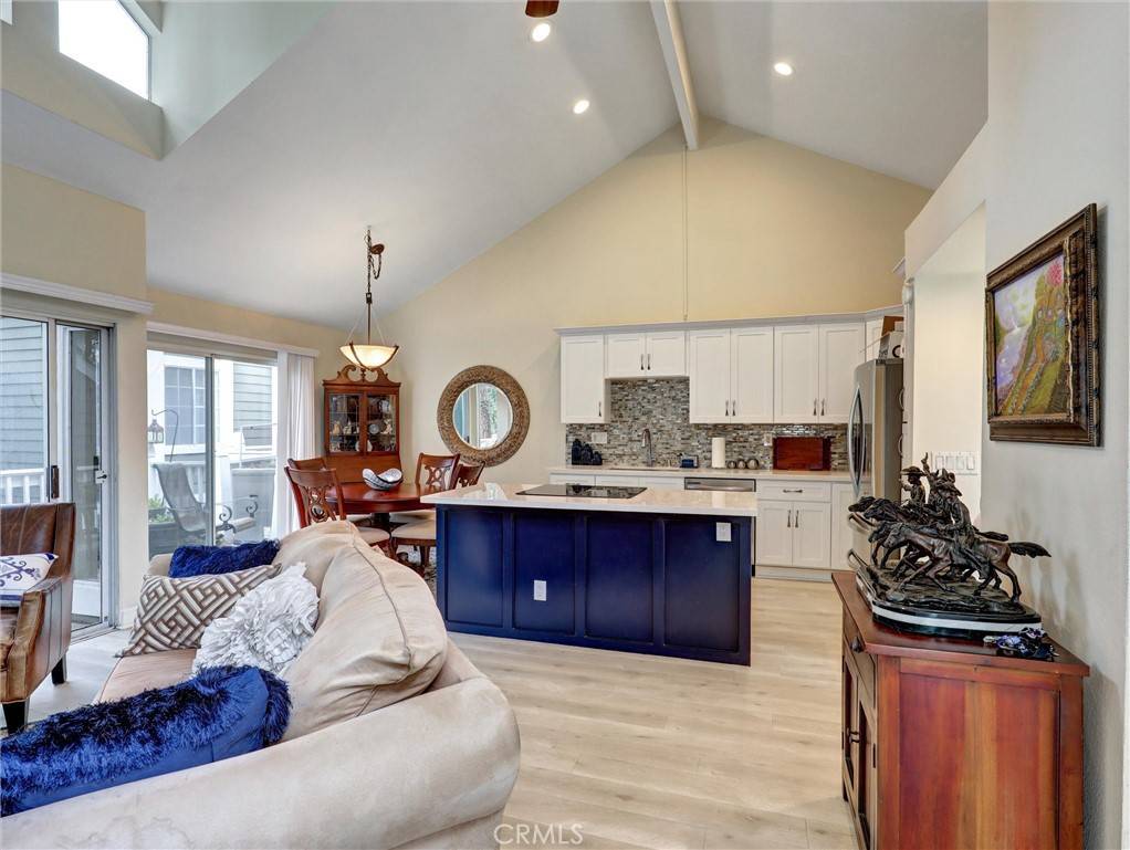 782 Wesleyan, Costa Mesa, CA 92626