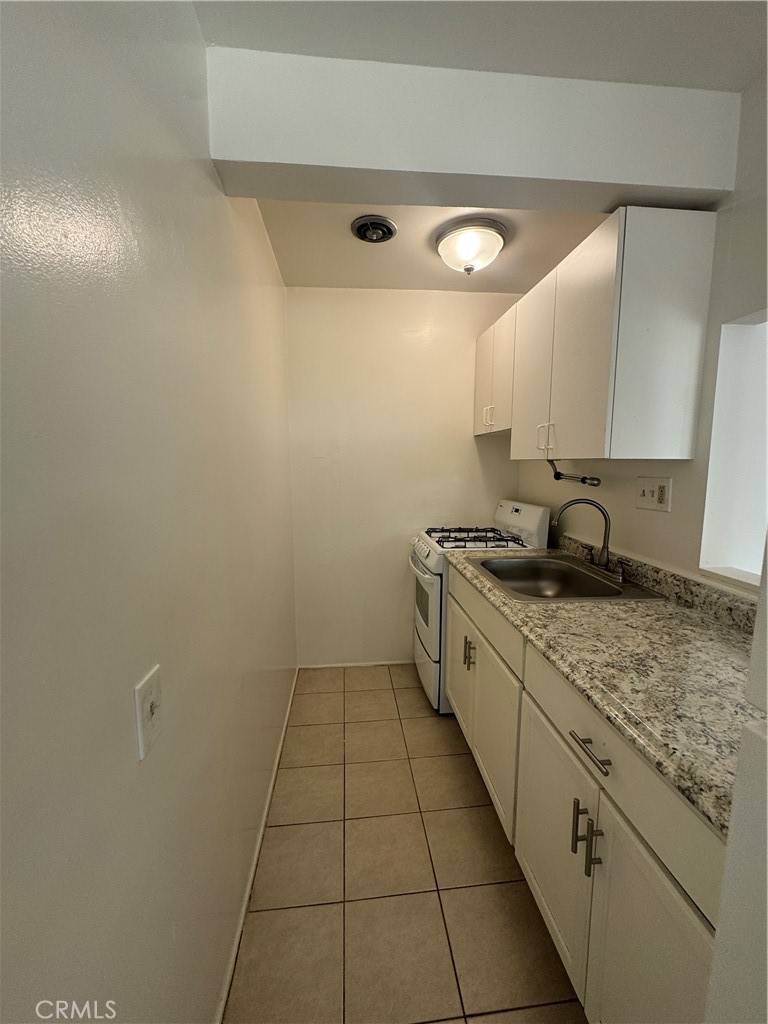 Pasadena, CA 91101,285 N Garfield AVE #17B
