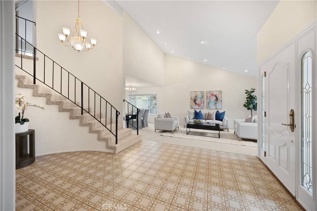 Placentia, CA 92870,301 Blueridge DR