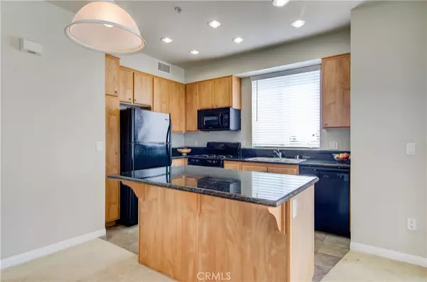 Torrance, CA 90501,2742 Cabrillo AVE #312