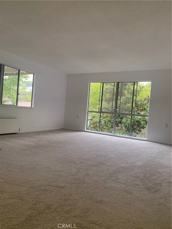 Laguna Woods, CA 92530,61 Calle Cadiz #Q