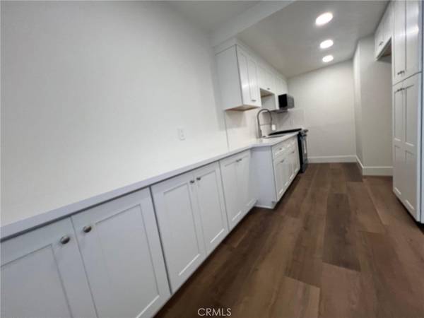 Santa Ana, CA 92704,1400 W Warner AVE #60