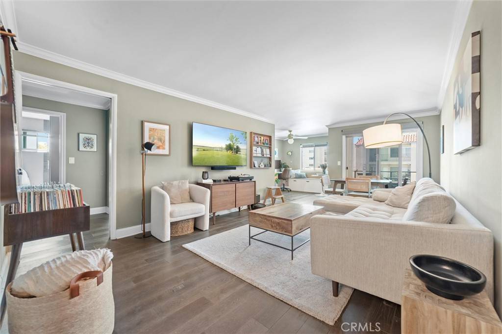 2302 2nd St #3D, Long Beach, CA 90803