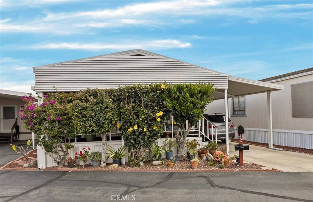 Anaheim, CA 92804,235 S Beach BLVD #42