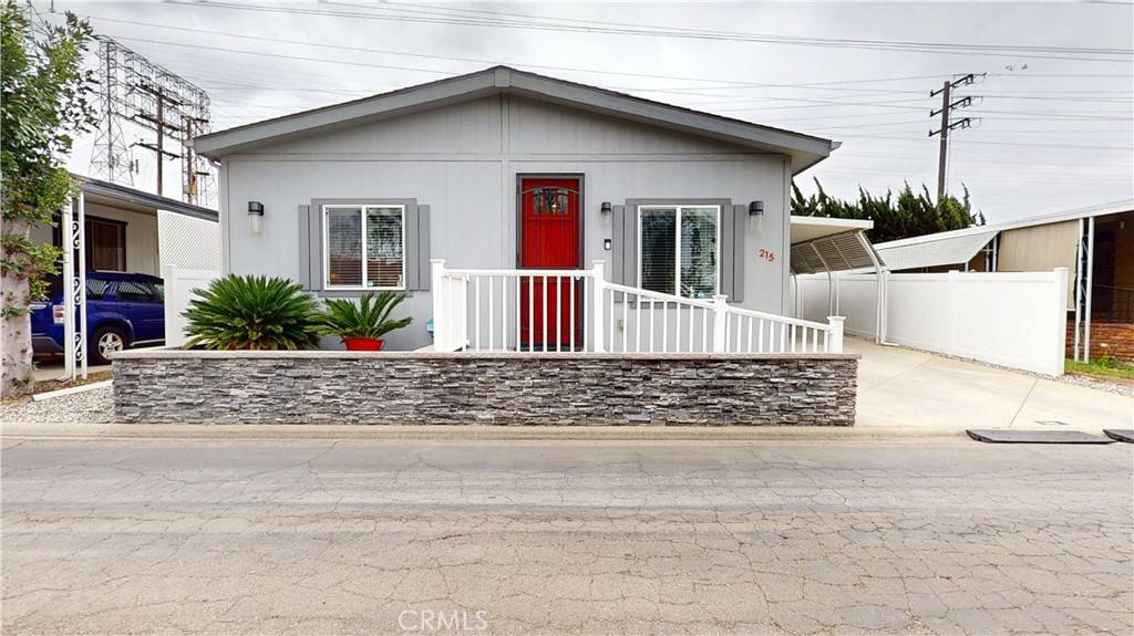 Long Beach, CA 90810,3595 Santa Fe AVE #215