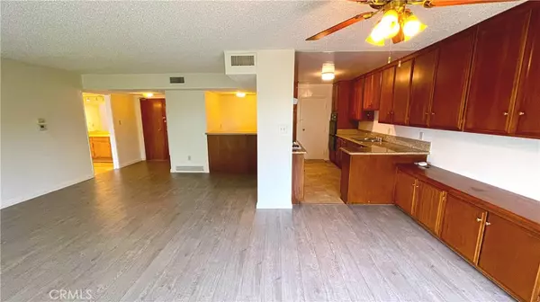 Pasadena, CA 91101,400 S Los Robles AVE #306