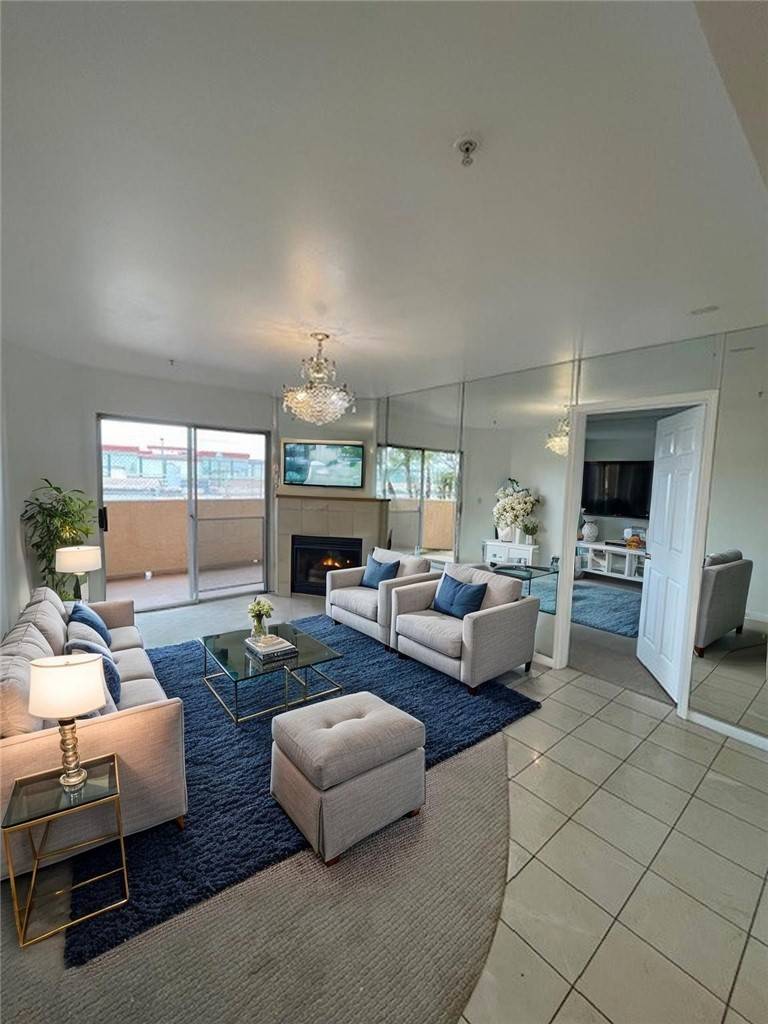 11410 Brookshire AVE #114, Downey, CA 90241