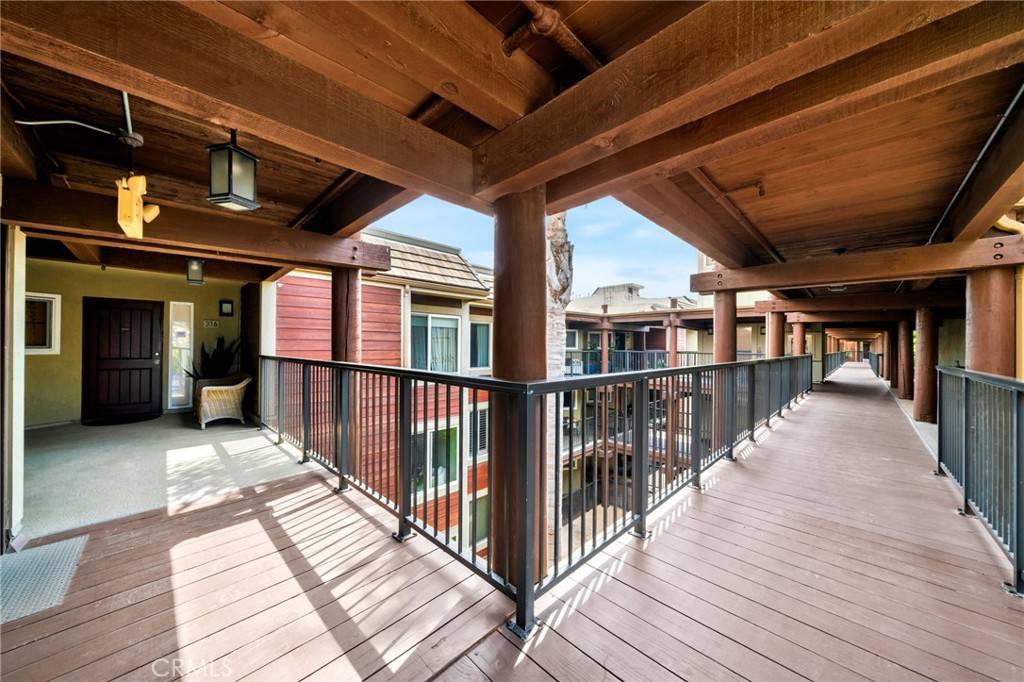 Marina Del Rey, CA 90292,4300 Via Dolce #316