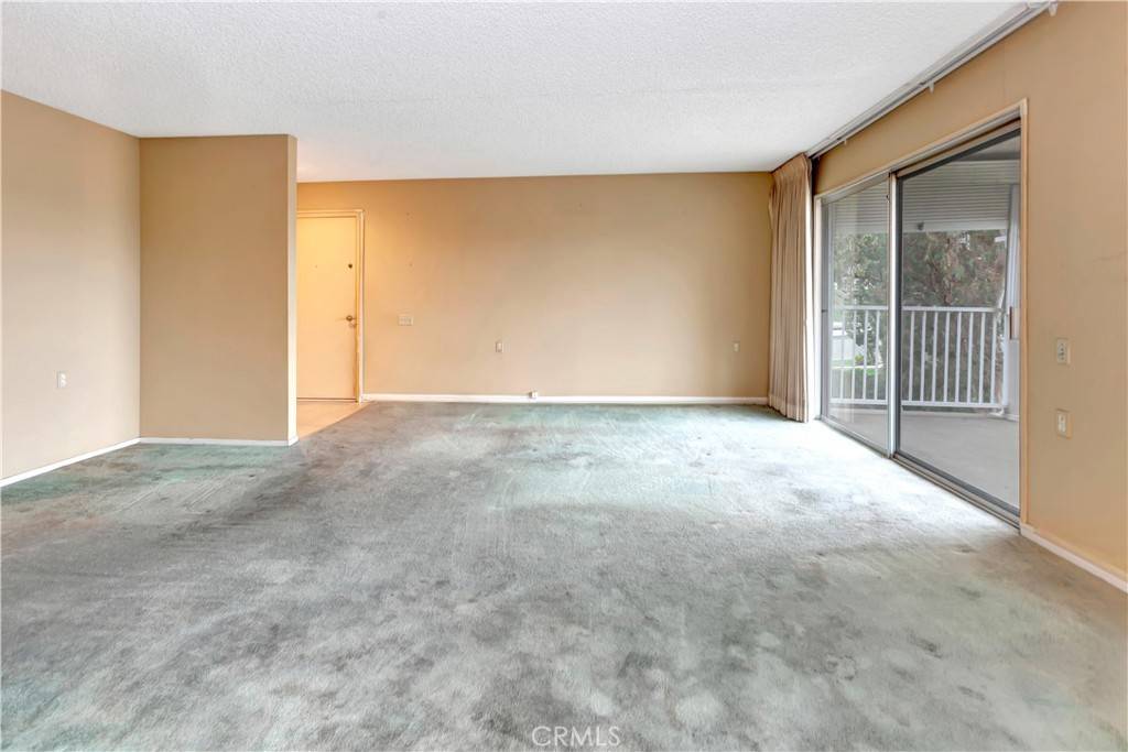Laguna Woods, CA 92637,3510 Bahia Blanca #3A