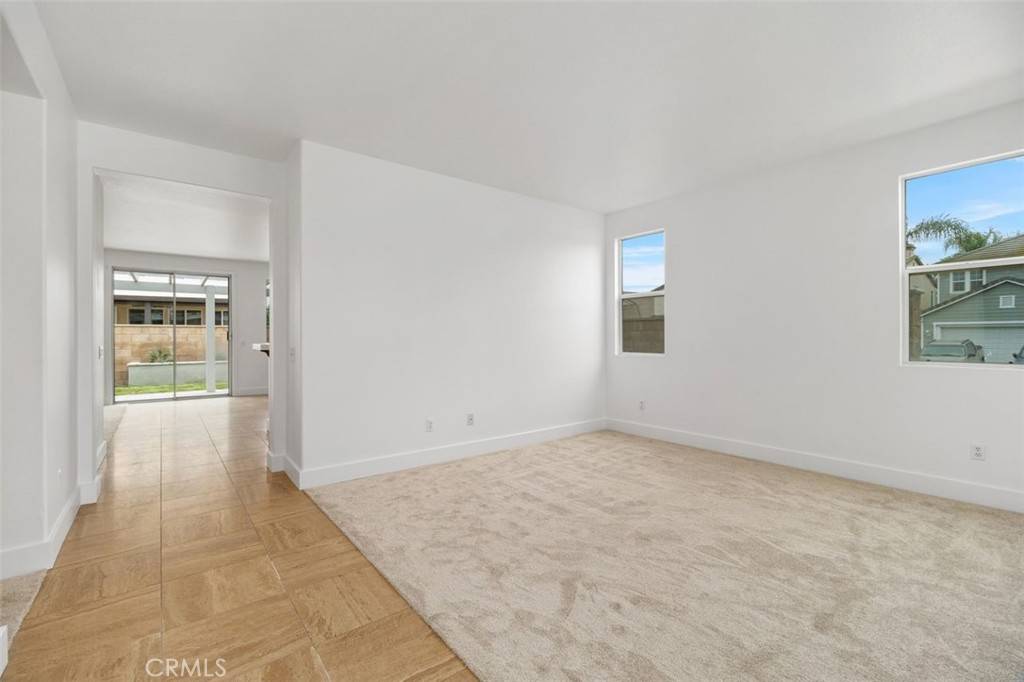 Eastvale, CA 92880,6564 Diamondback RD
