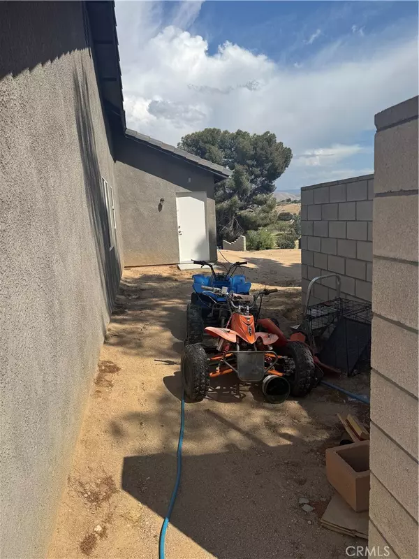Hesperia, CA 92345,17366 Buckthorn AVE