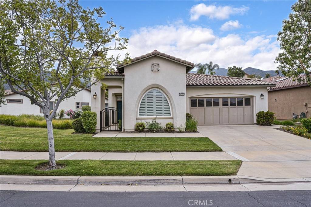 Corona, CA 92883,24273 Owl CT