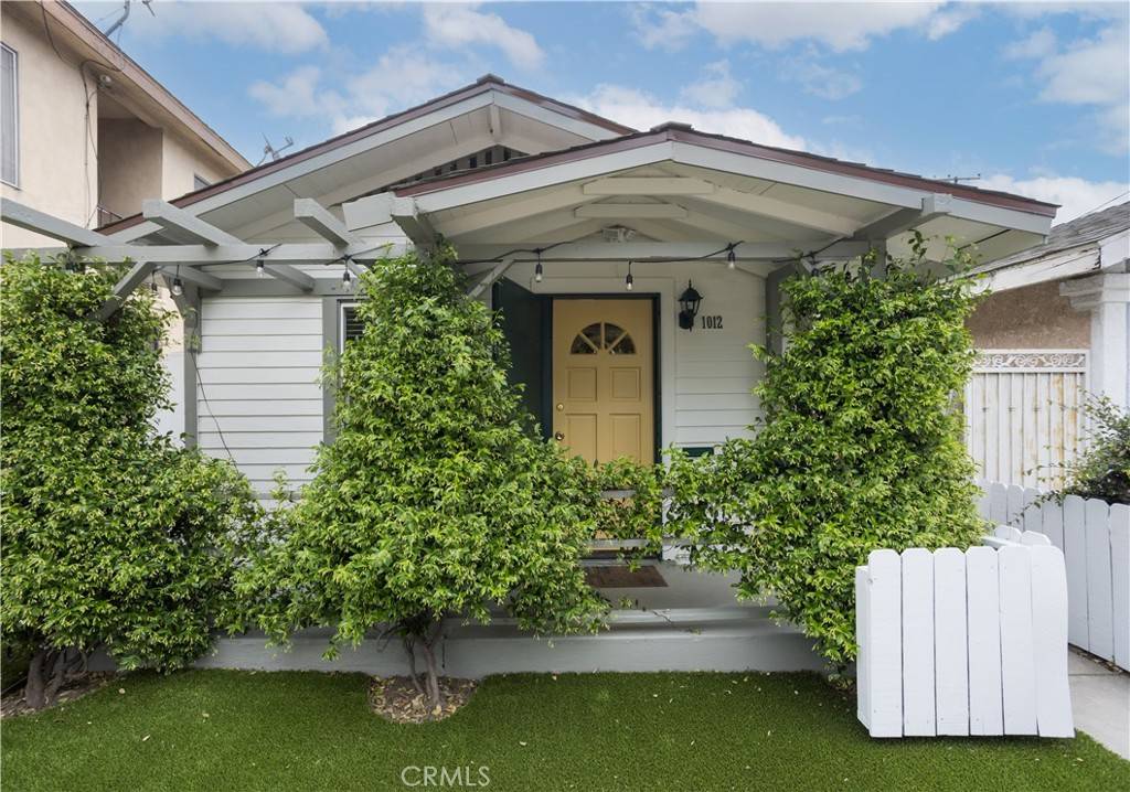 1012 Temple Ave, Long Beach, CA 90804