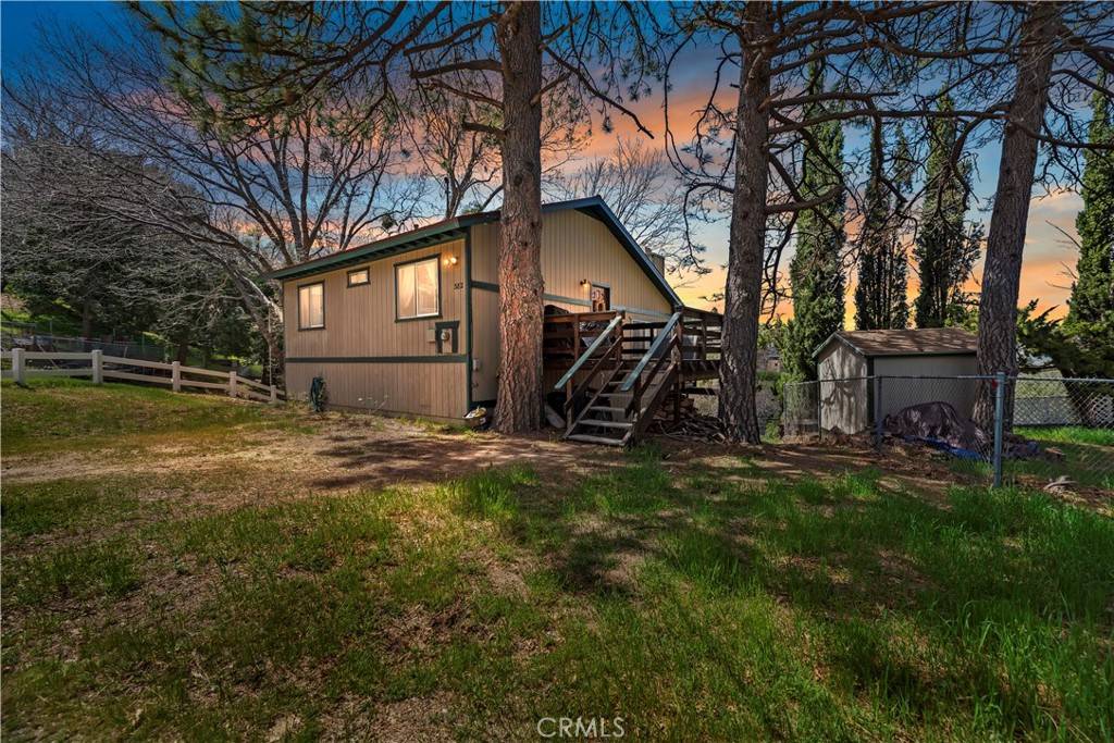 Crestline, CA 92325,382 Davos DR