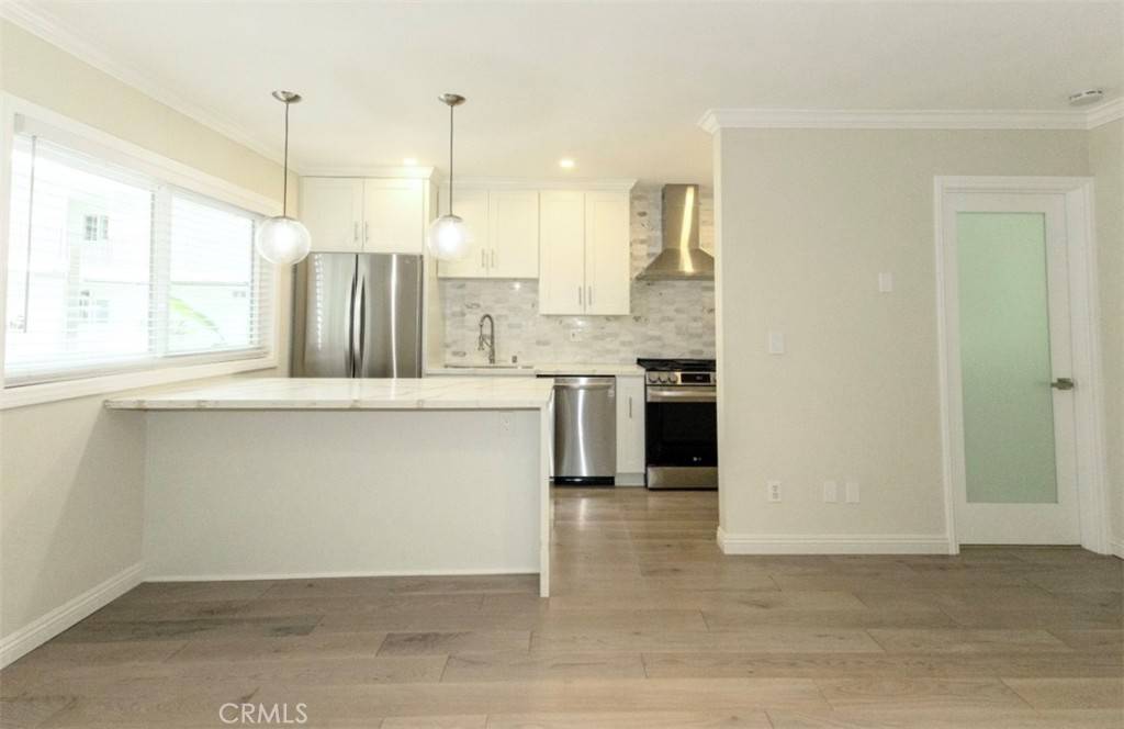 West Hollywood, CA 90069,9005 Cynthia ST #215