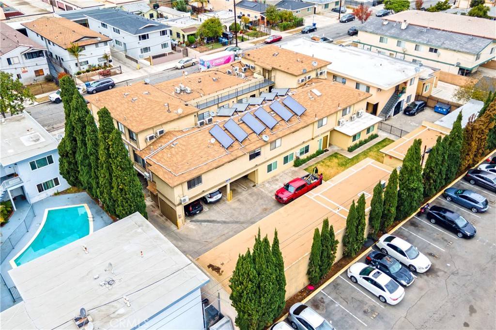 Hawthorne, CA 90250,12914 Doty AVE