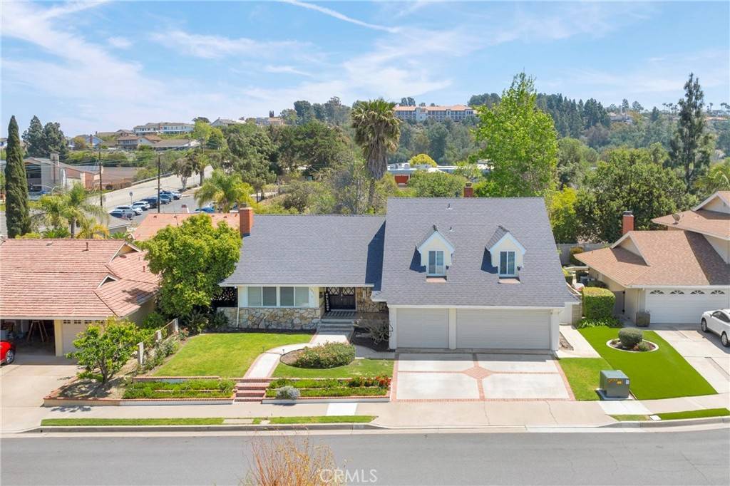 2871 N Wyngate RD, Orange, CA 92867