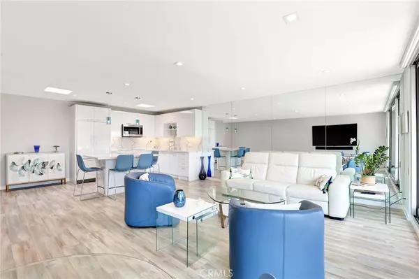 383 Bay Shore Ave. #407, Long Beach, CA 90803
