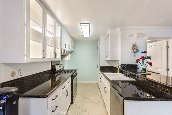 Orange, CA 92865,541 W Dunton AVE #11