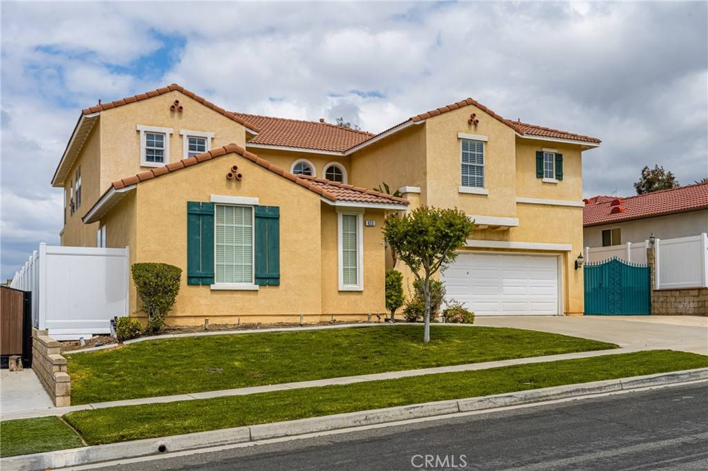 Corona, CA 92882,833 West Orange Heights Lane
