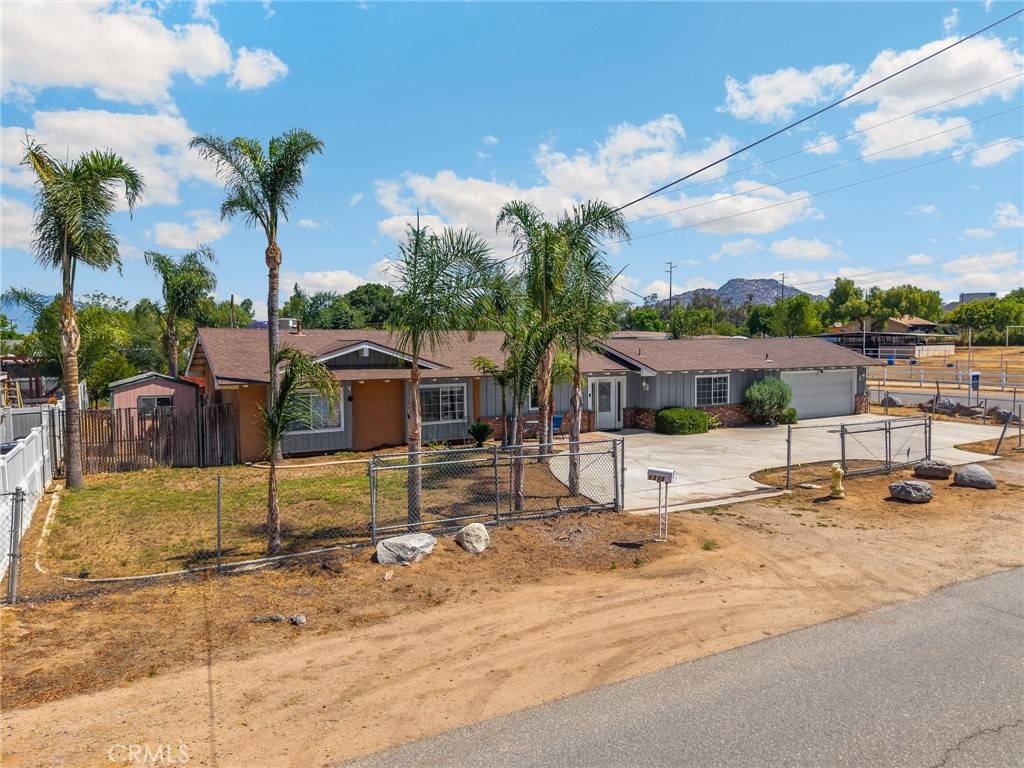 Norco, CA 92860,1317 1st ST