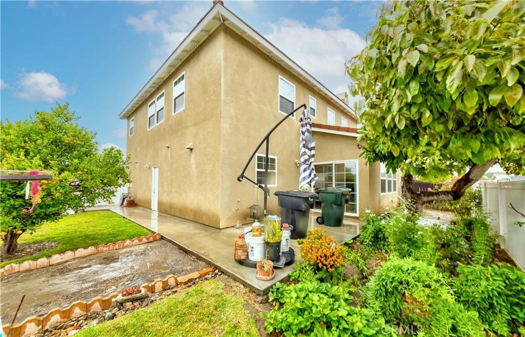 Anaheim, CA 92805,716 S Illinois ST